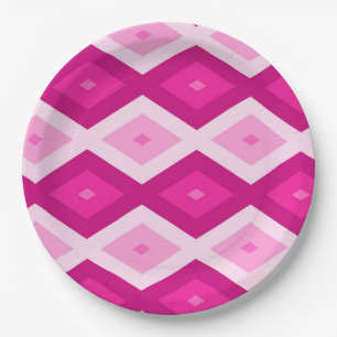 Shades of fuchsia diamond pattern paper plate