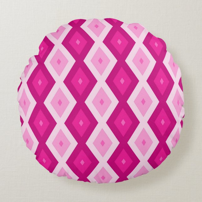 Shades of fuchsia diamond pattern round cushion (Front)