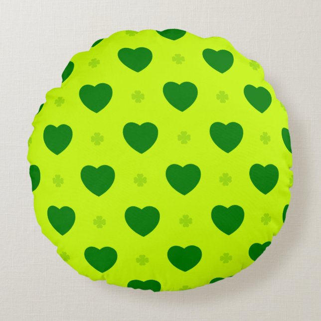 Shamrock Heart Round Pillow  (Front)