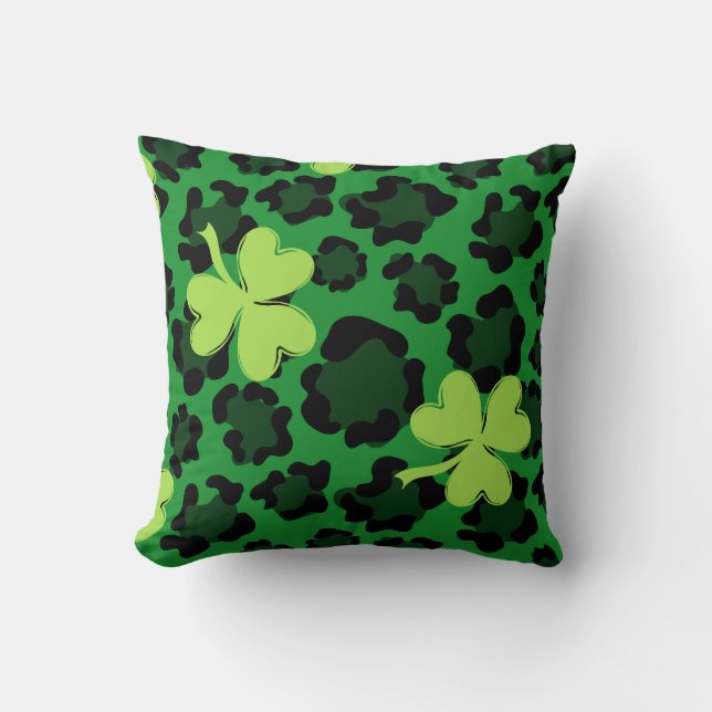 shamrock throw pillow (Front)