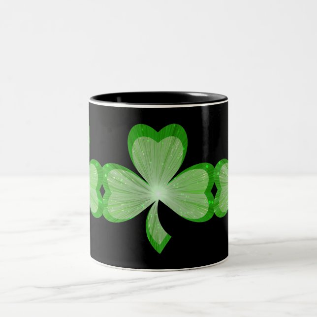 Shamrocks mug black (Center)