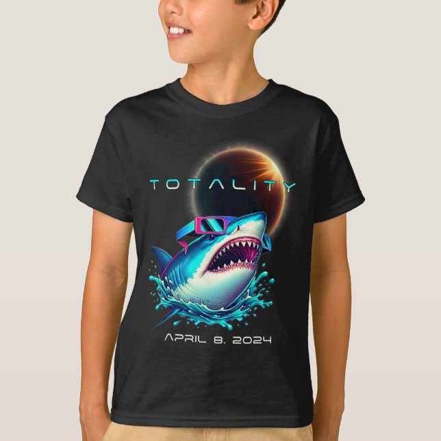 Shark With Eclipse Glasses Totality 2024 Funny Sol T-Shirt (Front)