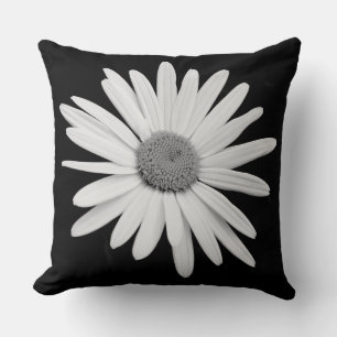Shasta Daisy 02 - Black and White Cushion