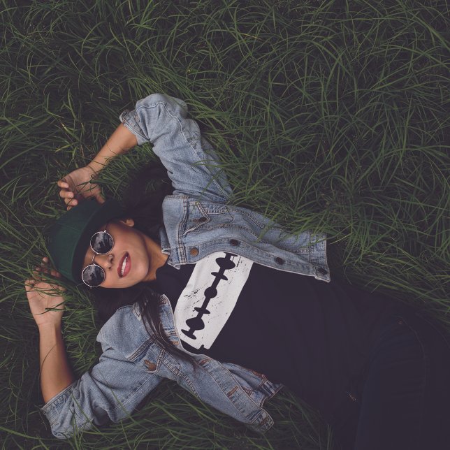 Shaving Blade T-Shirt (Stylish women enjoying her weekend vacation)