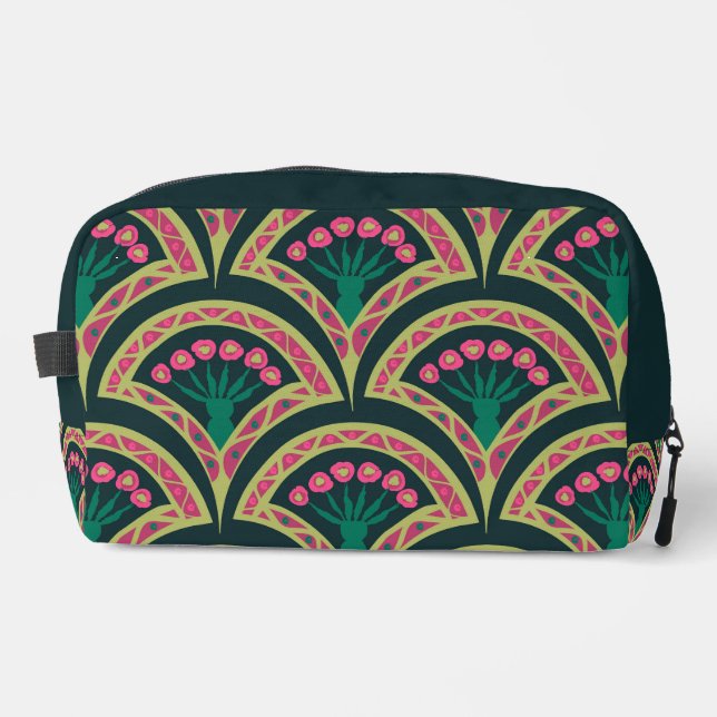 shell shaped green pattern dopp kit (Front)