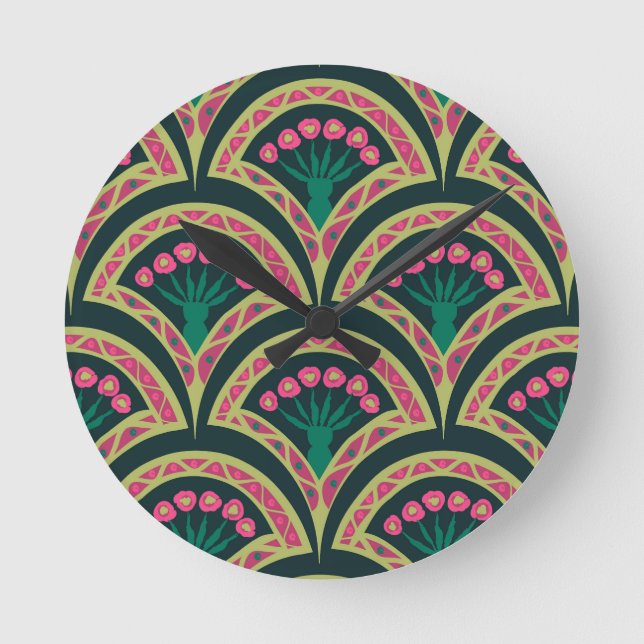 shell shaped green pattern round clock (Front)