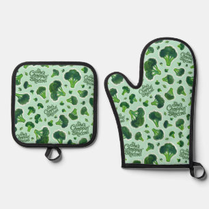 She's Choppin' Broccoli Gen X Humour Novelty Oven Mitt & Pot Holder Set