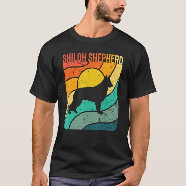 Shiloh Shepherd Vintage Sunset Mum Dad T-Shirt (Front)