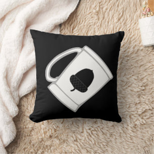 Shire of Mugmort Populace Badge Throw Pillow