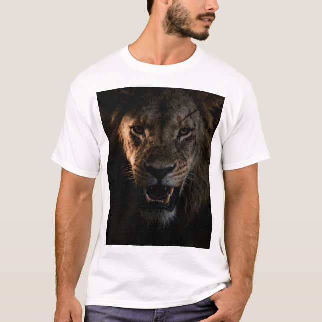 shirt with a lion (Front)