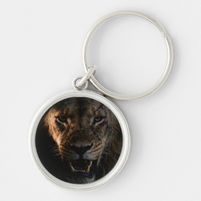 shirt with a lion key ring (Front)