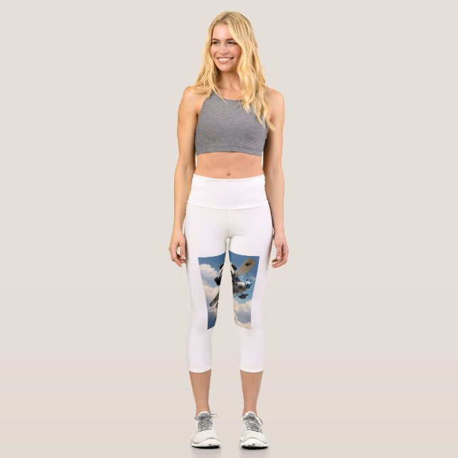 short leggings with panda on a plane (Front)