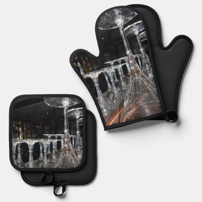 Showing Thesis-Ready Oven Mitt & Pot Holder Set (Front/Back)