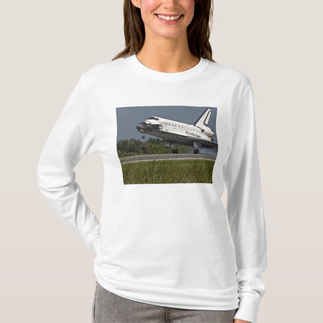 Shuttle Endeavour landing Kennedy Space Centre T-Shirt (Front)