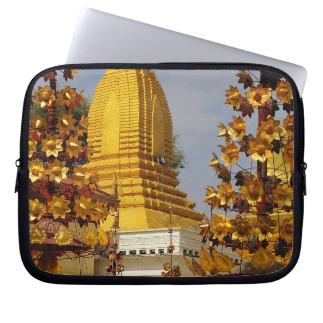 Shwe Zigon Pagoda complex in Bagan (Pagan), Laptop Sleeve (Front)