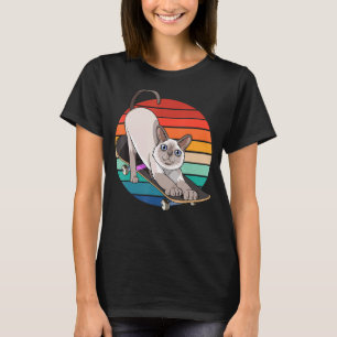 Siamese Cat Riding A Skateboard Kitten Skateboarde T-Shirt