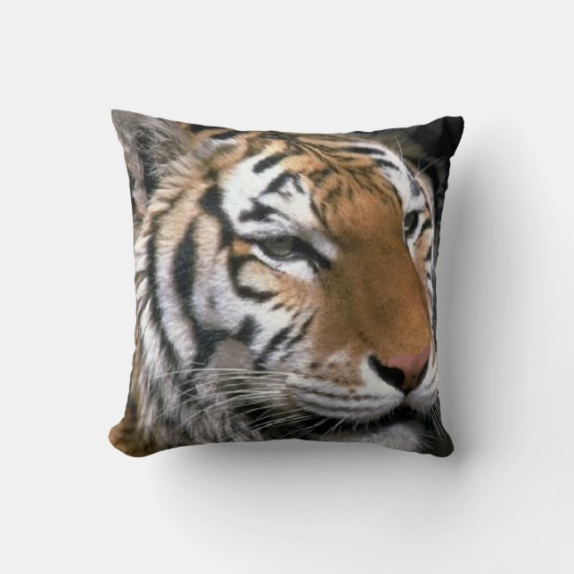 Siberian Tiger Lovers Art Cushion (Front)