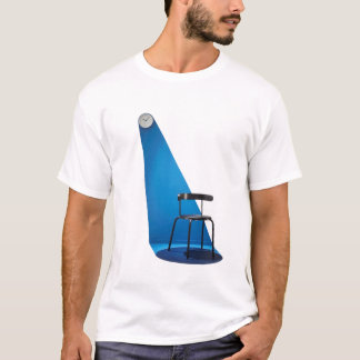 Signification de l'horloge et de la chaise T-Shirt