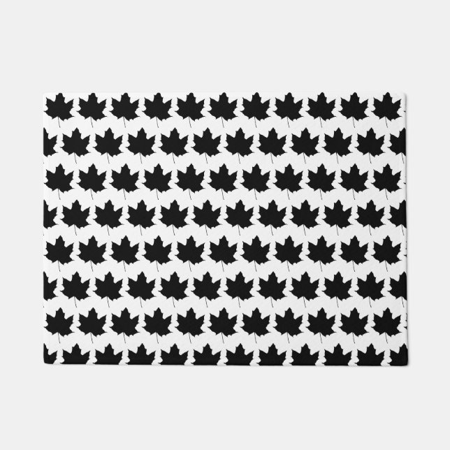 Silhouette of a maple leaf doormat (Front)