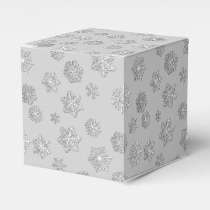 Silver 3-d snowflakes on a silver background favour box