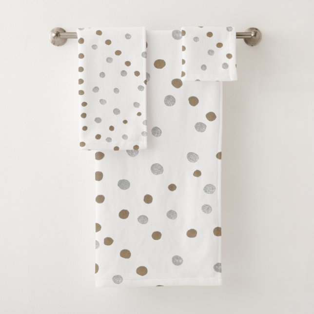 Silver and Gold Polka Dots Bath Towel Set (Insitu)