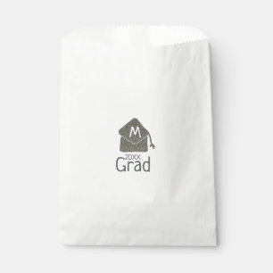 Silver graduation cap glitter add name grad year c favour bags