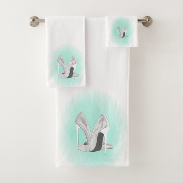 Silver Heels on Mint Bath Towel Set (Insitu)
