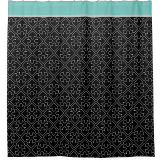 Simple Arrow Outline Pattern Shower Curtain