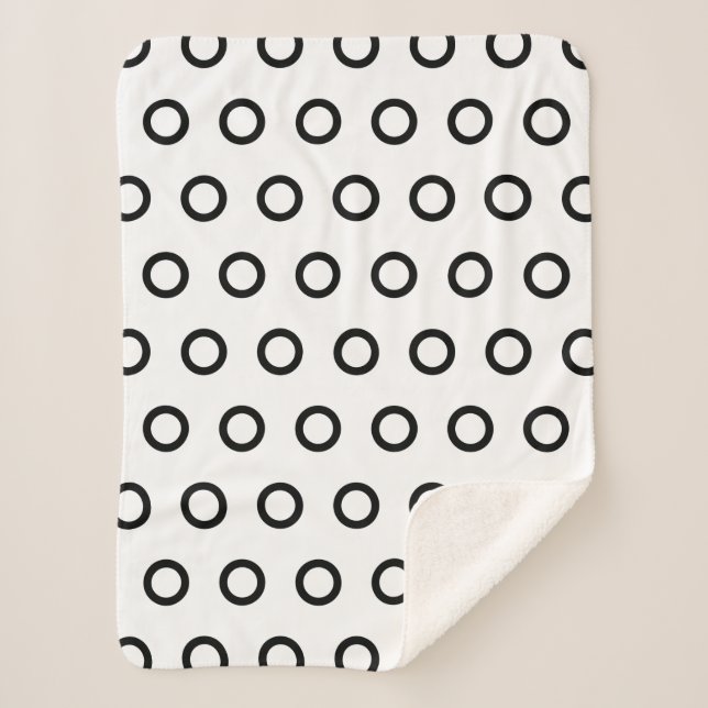 Simple Black and White Gingham Sherpa Blanket (Front)