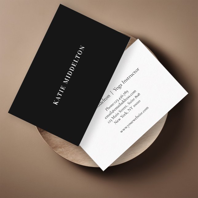 Simple  Black White Business Card (Creator Uploaded)
