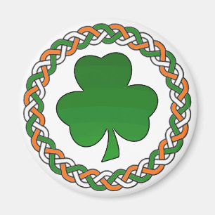 Simple celtic irish shamrock festive magnet