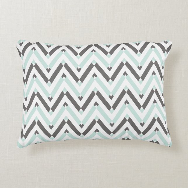 Simple & Chic Geometric Chevron Pattern Decorative Cushion (Front)