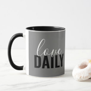 simple chic LOVE DAILY Mug