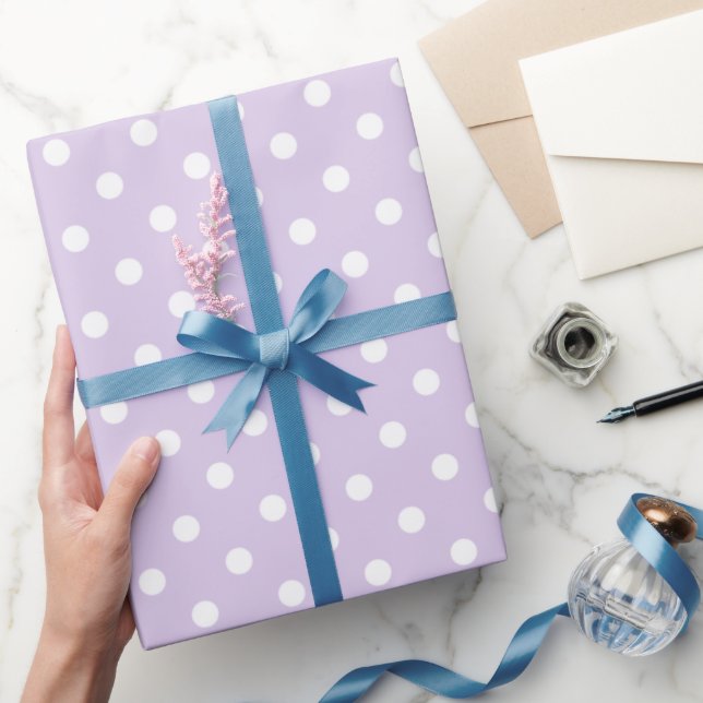 Simple Chic White Polkadots Pattern On Pale Violet Wrapping Paper (Gifting)