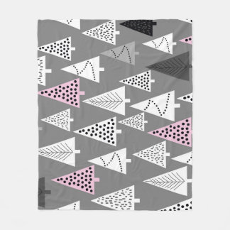 Simple Christmas: Abstract Tree Pattern Fleece Blanket