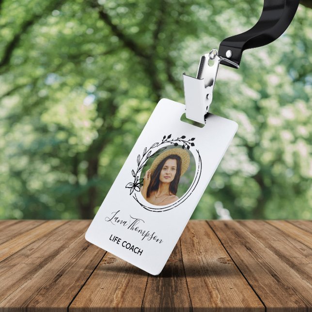 Simple Hand Drawn Wreath Profile Photo ID Badge (Creator Uploaded)