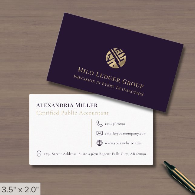 Simple Luxury Professional Business Card (Creator Uploaded)