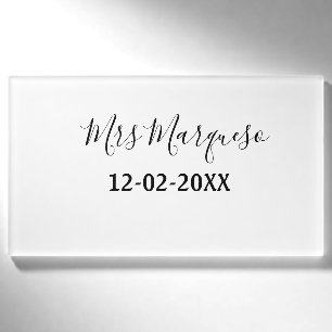 simple minimal monogram mrs Mr name date year Thro Tag