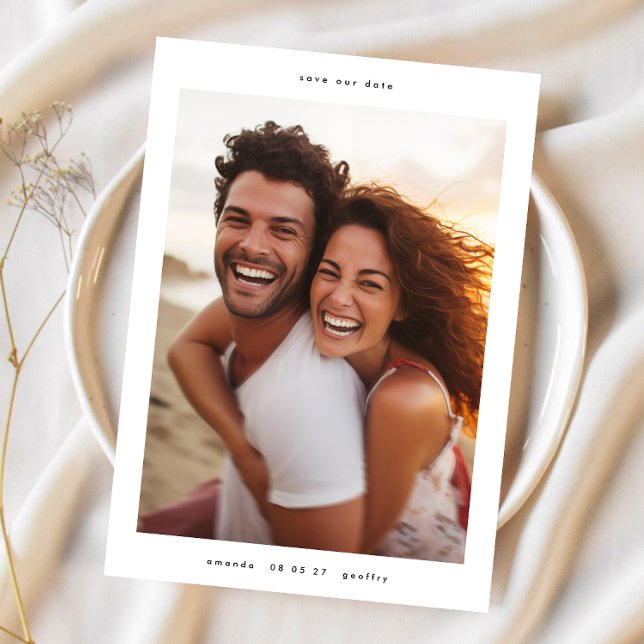 simple minimalist frame wedding photo save the date (Creator Uploaded)