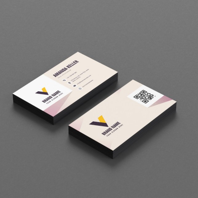 Simple Minimalist Peach Business Card (Creator Uploaded)