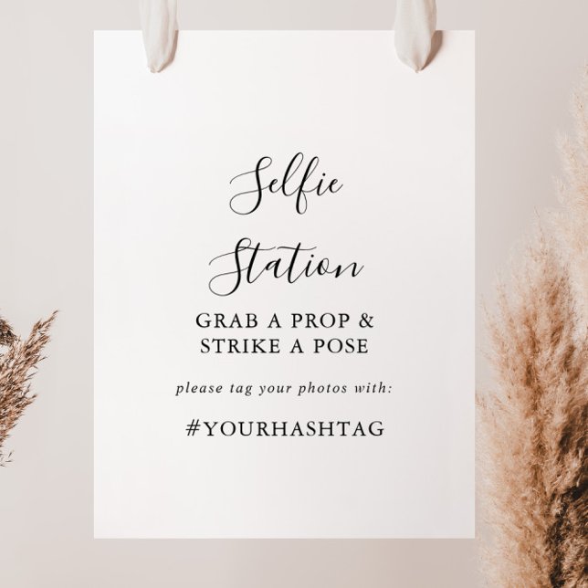 Simple Minimalist Selfie Station Sign (Creator Uploaded)