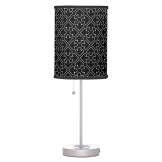 Simple Outline Arrow Pattern Desk Lamp