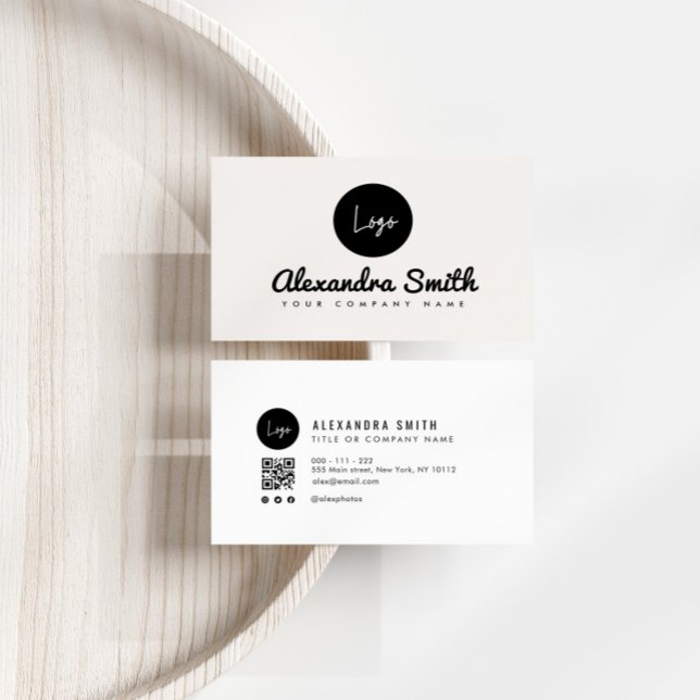 Simple personalised logo business card (Creator Uploaded)