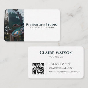 Simple Professional Creative Dark Green Elegant Business Card
