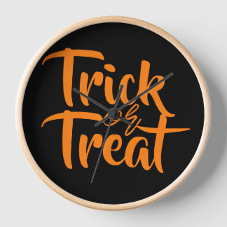 Simple Spooky Trick or Treat Halloween Family Clock