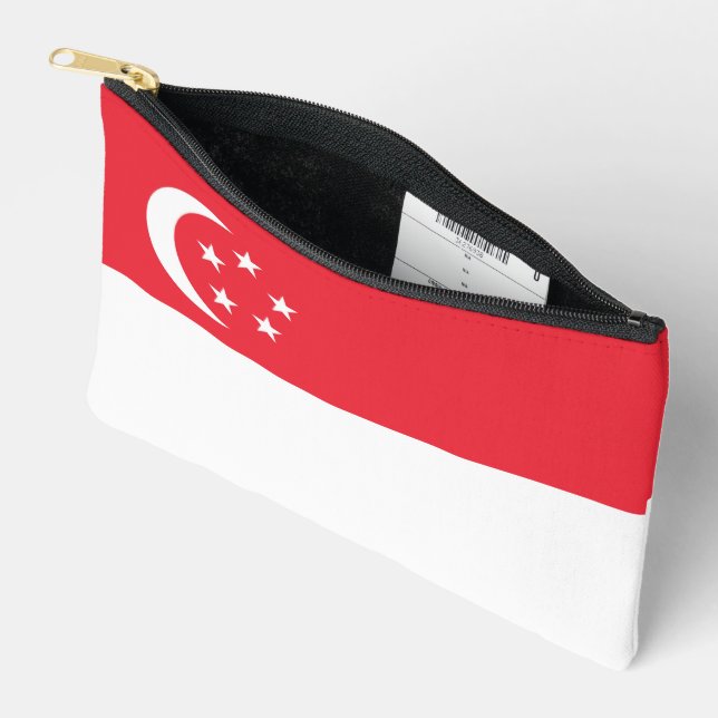 Singapore flag accessory pouch (Open)