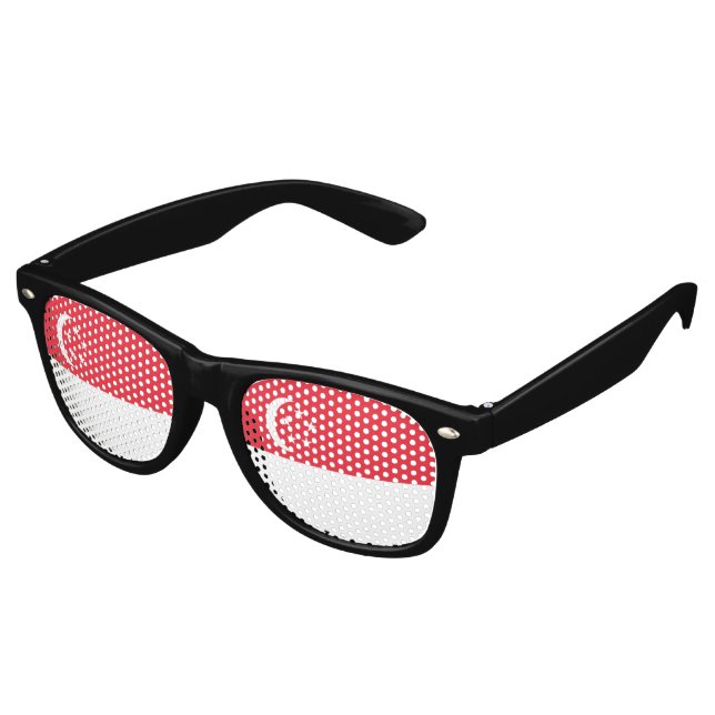 Singapore flag retro sunglasses (Angled)
