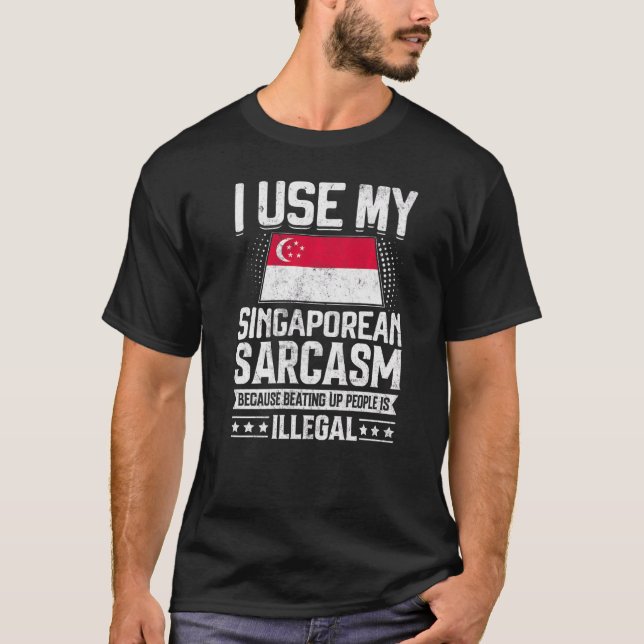 Singapore Flag Souvenirs For Singaporean Men & Wom T-Shirt (Front)