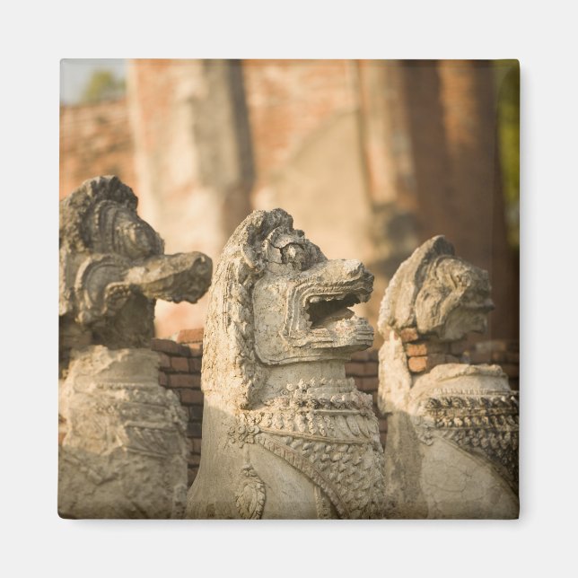 Singhat Wat Thammikarat Magnet (Front)