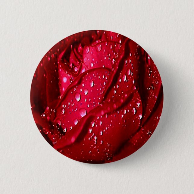 Single Red Rose in the Rain 6 Cm Round Badge (Front)